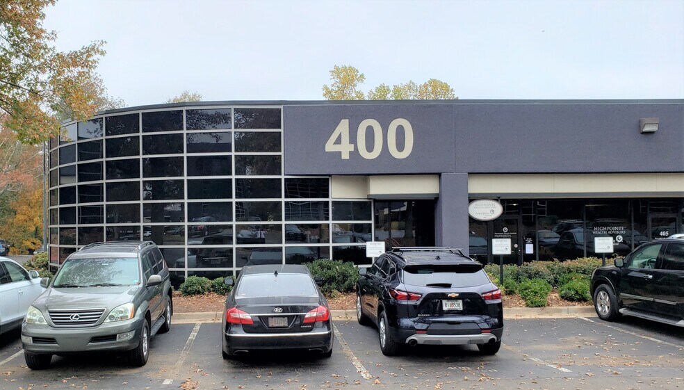 More Photos Of 7840 Roswell Rd, Sandy Springs Office For Sale