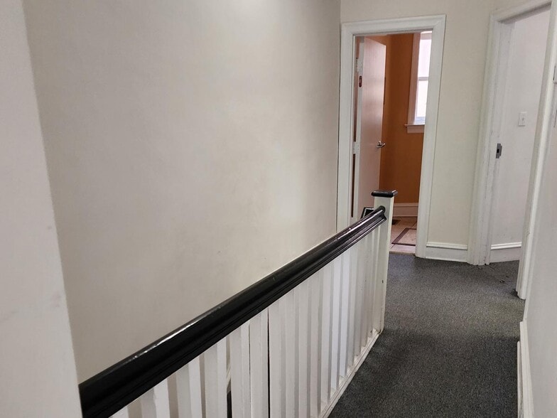 More Photos Of 10 Cricket Ave, Ardmore Office Residential For Sale