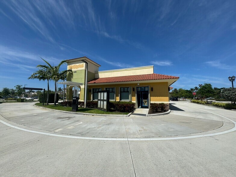 More Photos Of 8801 Boynton Beach Blvd, Boynton Beach Restaurant For Sale