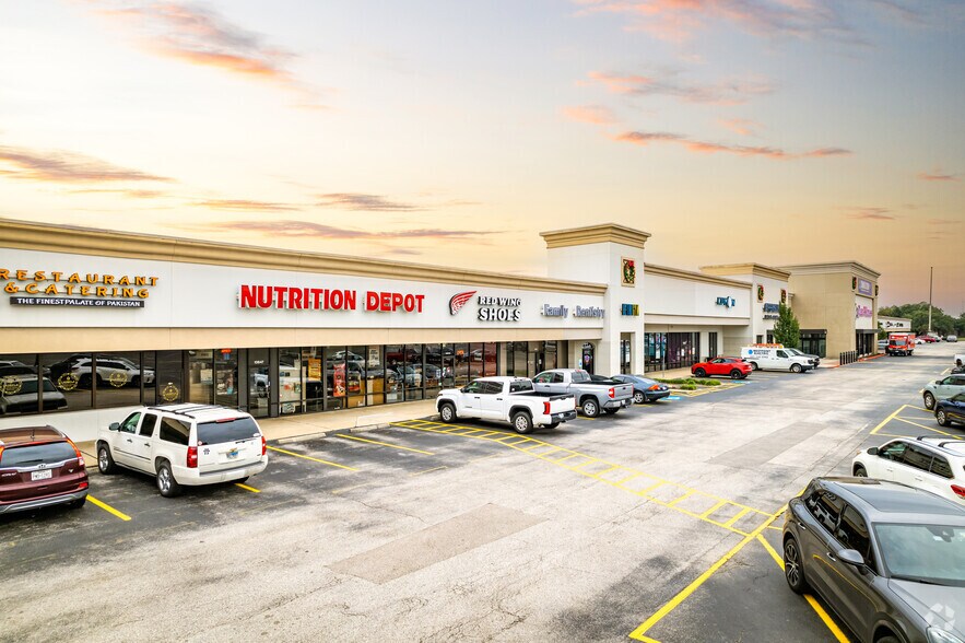 More Photos Of 13711-13897 Southwest Fwy, Sugar Land Unknown For Lease