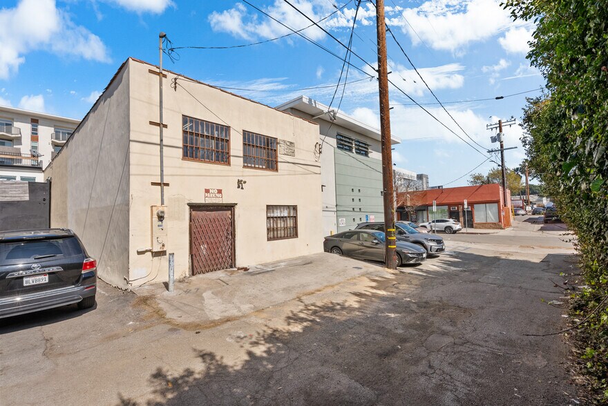 More Photos Of 6004 W Pico Blvd, Los Angeles Storefront For Lease