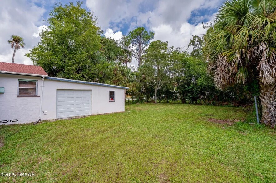 More Photos Of 710 Orange Ave, Daytona Beach Office For Lease