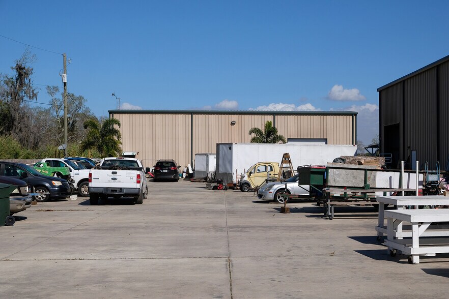 More Photos Of 5271 US Highway 441 SE, Okeechobee Warehouse For Sale