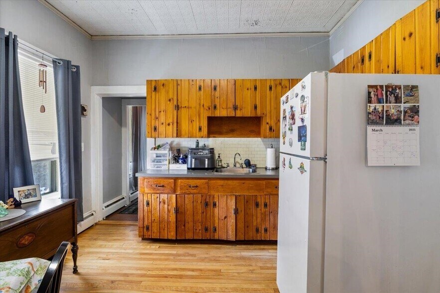 More Photos Of 6 Dawson St, Milton Storefront Retail Residential For Sale