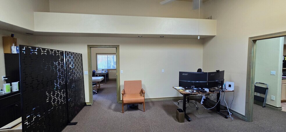More Photos Of 1670 Willow Creek Rd, Prescott Office For Lease