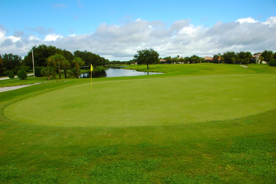 More Photos Of 7310 Tara Preserve Ln, Bradenton Golf Course Driving Range For Lease