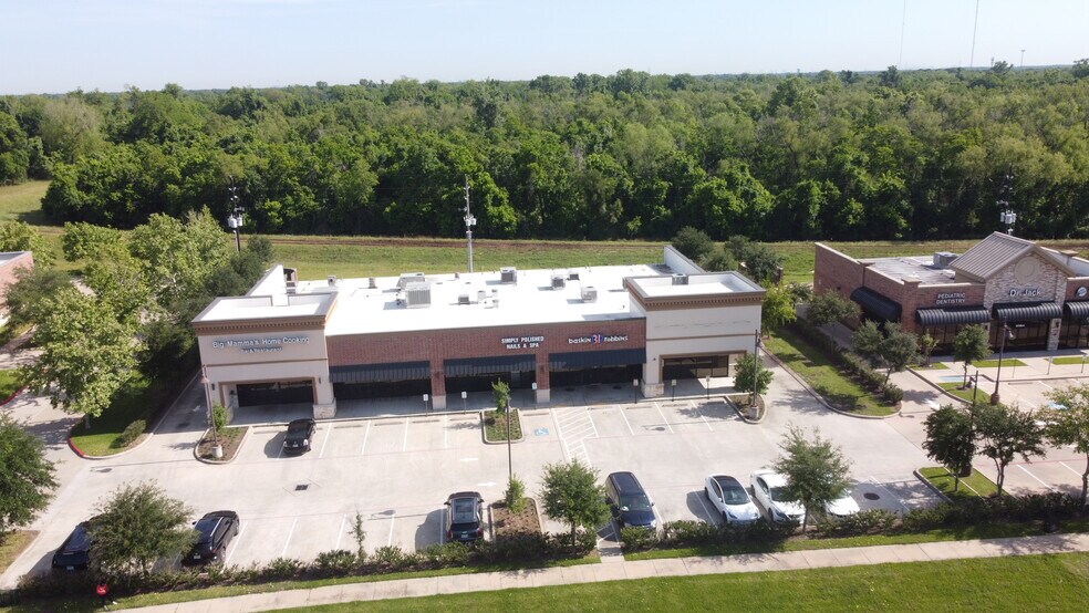 More Photos Of 8731 Highway 6, Missouri City Unknown For Lease