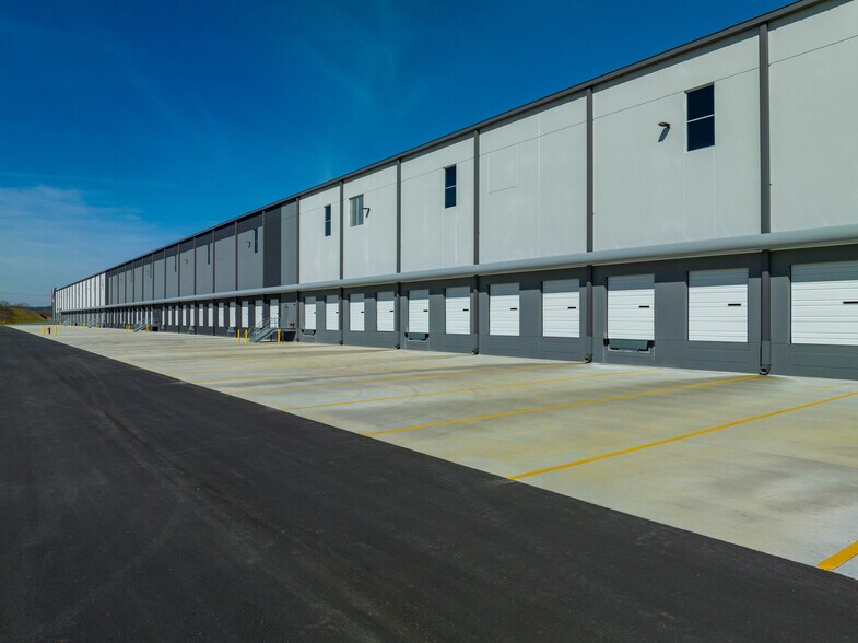 More Photos Of 3864 Highway 41 SE, Adairsville Warehouse For Sale