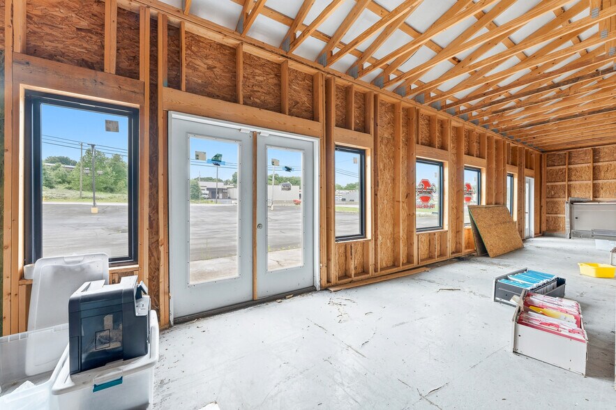 More Photos Of 600 Pittsburgh Rd, Uniontown Auto Dealership For Sale