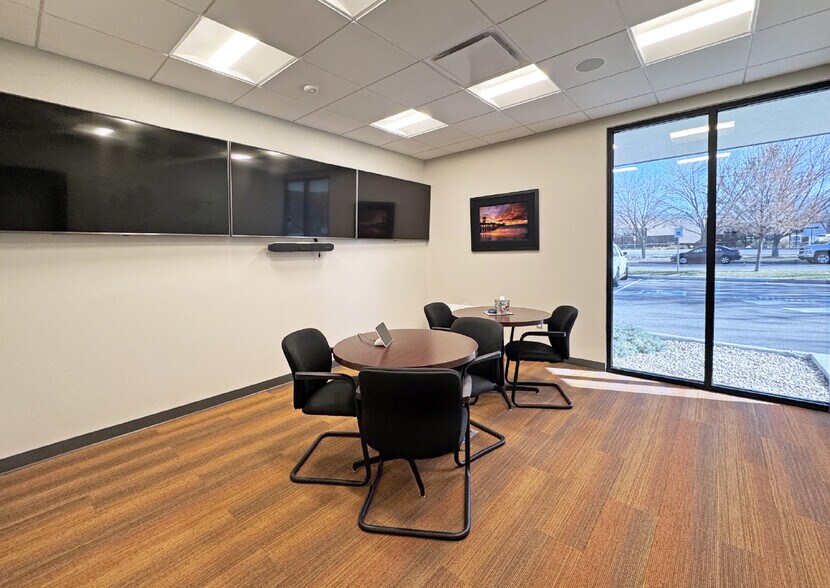 More Photos Of 4208 Balloon Park Rd NE, Albuquerque Flex For Sale