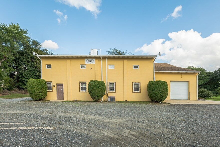 More Photos Of 603 Blue Bell Rd, Williamstown Warehouse For Lease