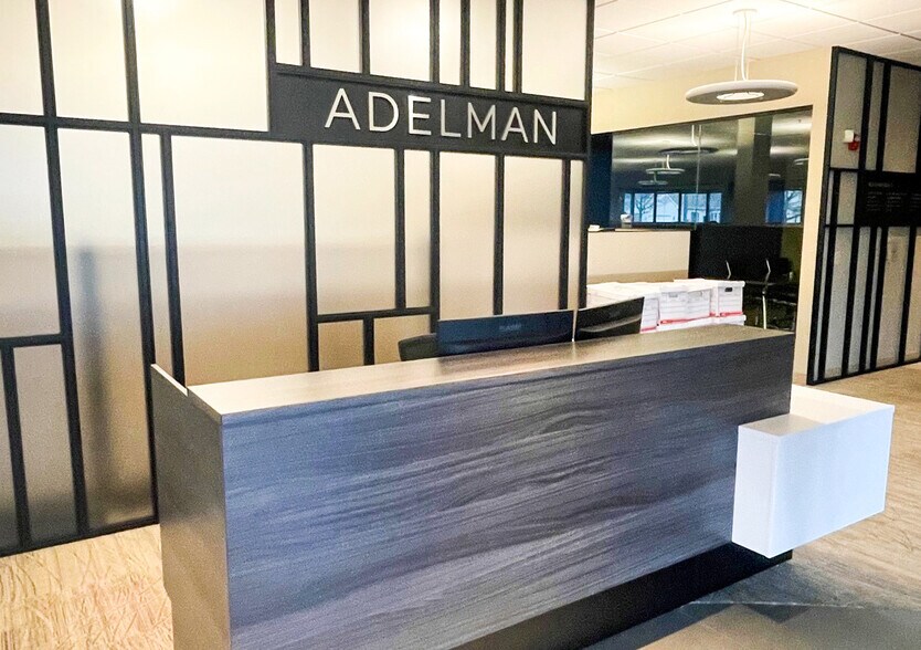 More Photos Of 6980 N Port Washington Rd, Glendale Office For Lease