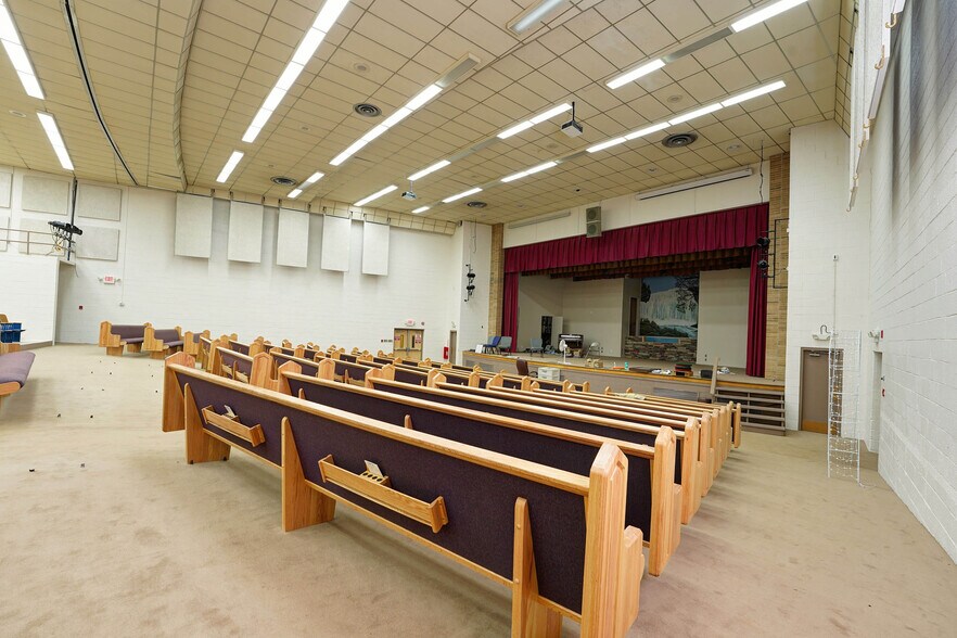 More Photos Of 302 21st St, Nitro Office Residential For Sale