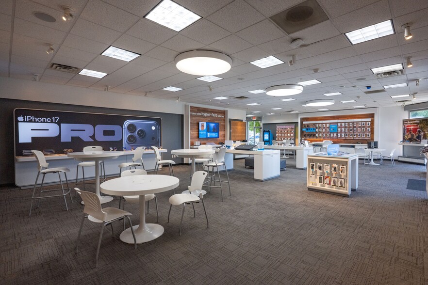More Photos Of 4180 Truxtun Ave, Bakersfield General Retail For Sale