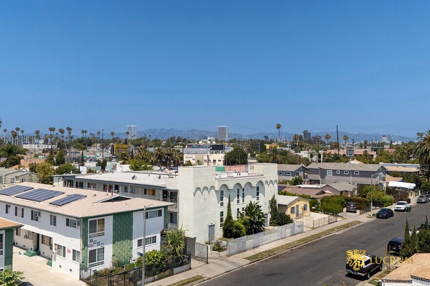 More Photos Of 1683 S Longwood Ave, Los Angeles Apartments For Sale