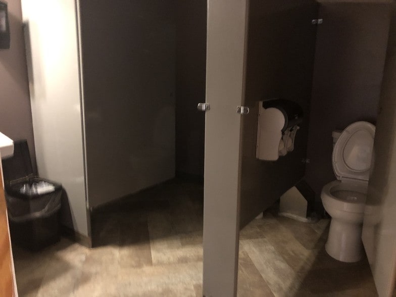 More Photos Of 127 Troy St, Canton Hotel For Sale