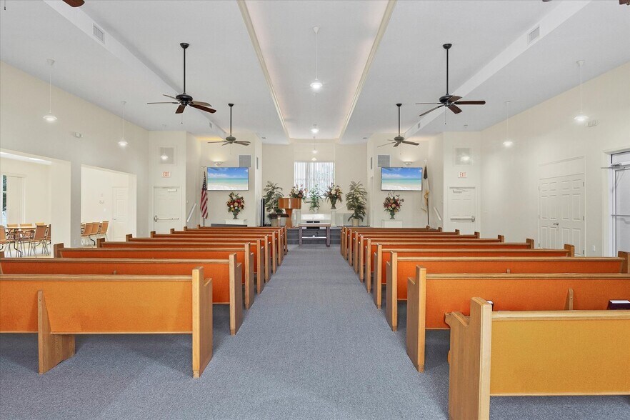 More Photos Of 2623 Vasco St, Punta Gorda Religious Facility For Sale