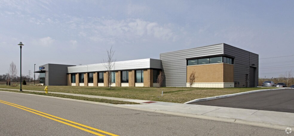 More Photos Of 10255 Evendale Commons Dr, Cincinnati Research And Development For Sale