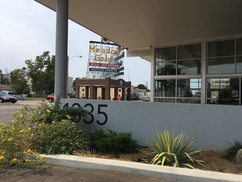 More Photos Of 1335 E 11th St, Tulsa Freestanding For Lease