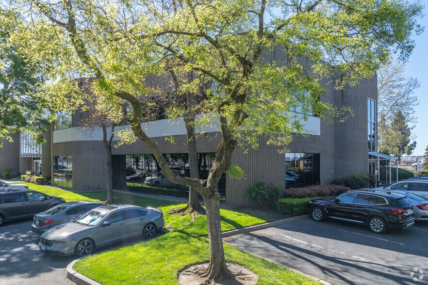 More Photos Of 1450 Harbor Blvd, West Sacramento Unknown For Lease