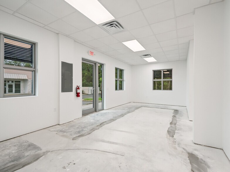 More Photos Of 871-801 Highway 466, Lady Lake Unknown For Lease