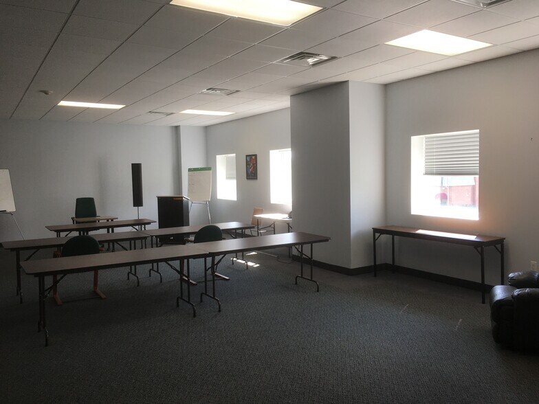 More Photos Of 480 State Rd, Bensalem Light Manufacturing For Lease