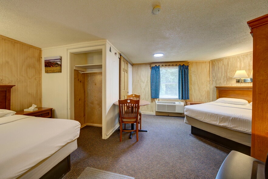 More Photos Of 2275 M 137, Interlochen Hotel For Sale