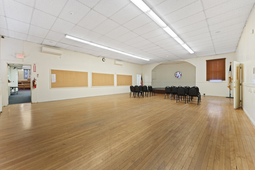 More Photos Of 21 Church St, Elmwood Park Religious Facility For Sale