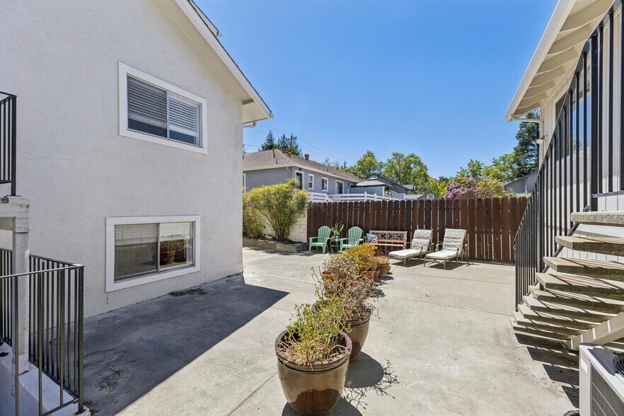More Photos Of 3851 Vineyard Ave, Pleasanton Multifamily For Sale