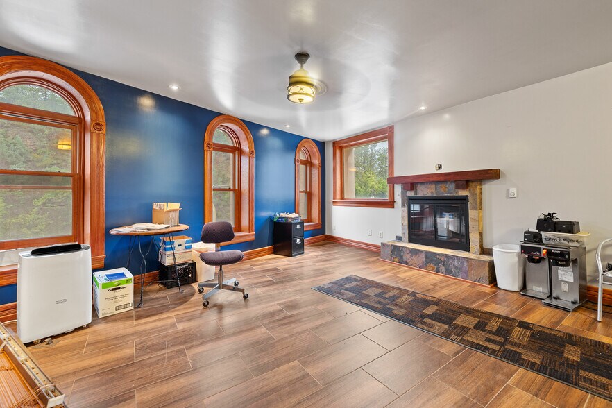 More Photos Of 509 N River St, Hot Springs Restaurant For Sale