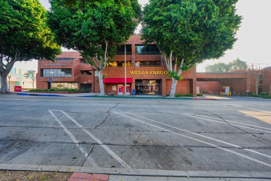 More Photos Of 7200-7202 Greenleaf Ave, Whittier Office For Sale