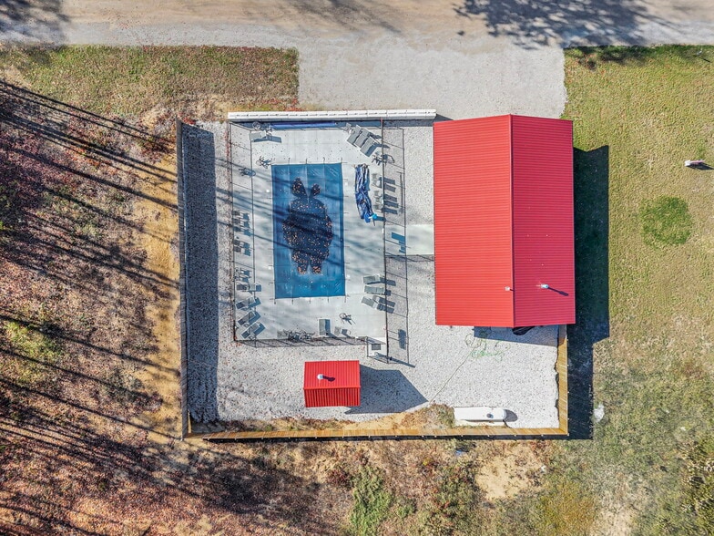 More Photos Of 10422 Cadillac Hwy, Thompsonville Hotel For Sale