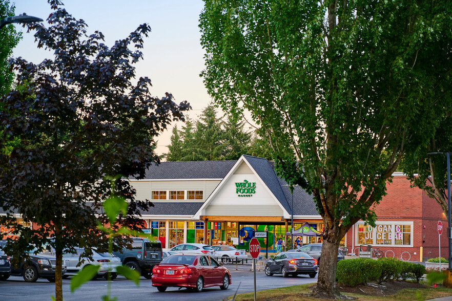 Primary Photo Of 101 S State St, Lake Oswego Unknown For Lease