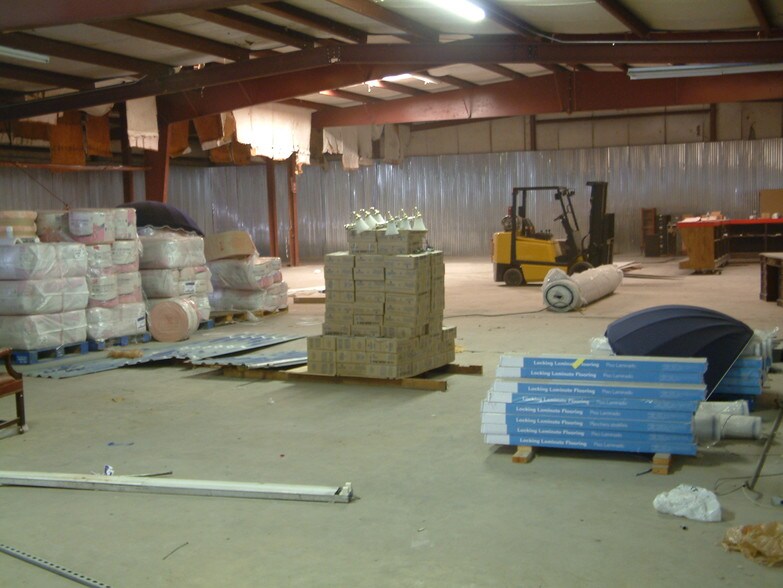 More Photos Of 906 Witter St, Houston Warehouse For Sale