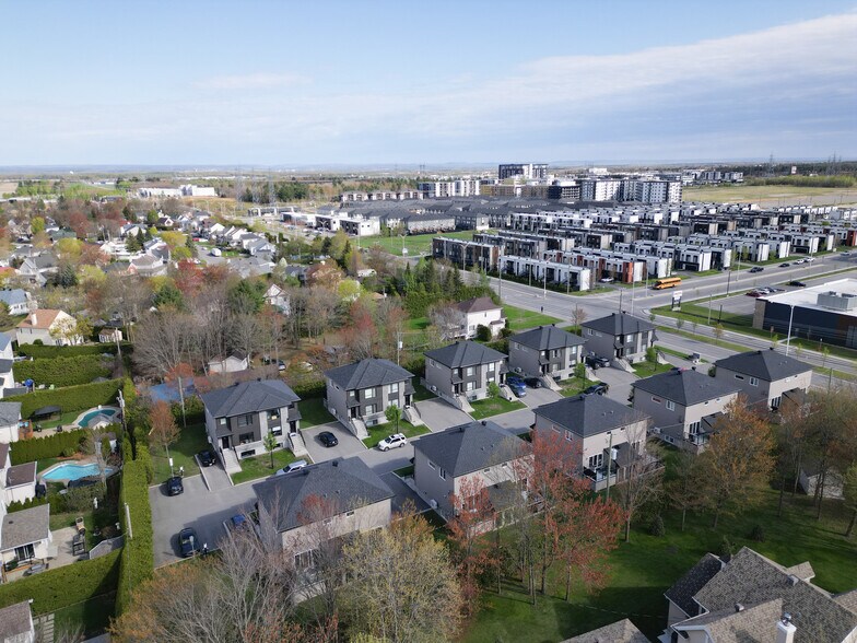 More Photos Of , Mirabel Multifamily For Sale