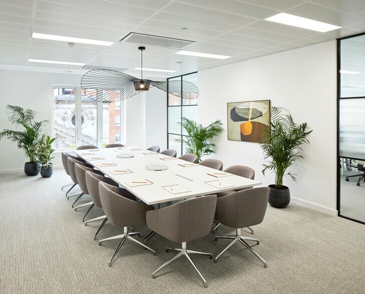 More Photos Of 1 Kingsway, London Office For Lease