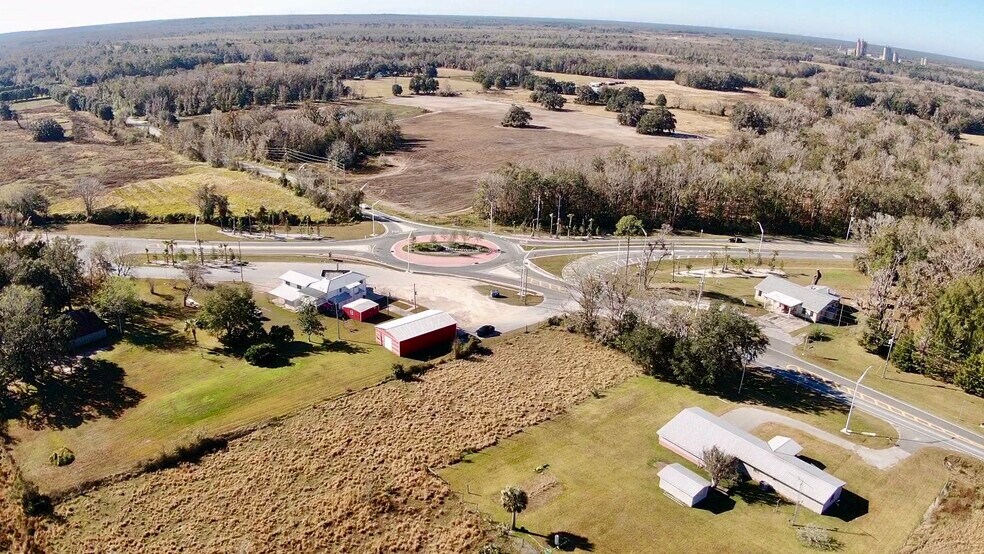 More Photos Of 15738 Ponce De Leon Blvd, Brooksville General Retail For Sale