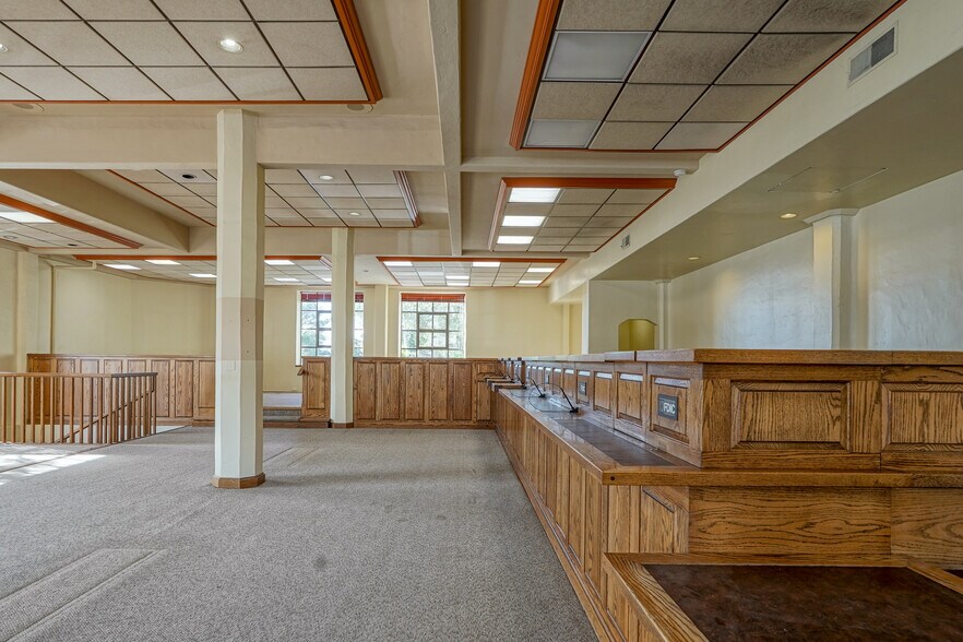 More Photos Of 0 Dolores 2 NW of 8th, Carmel Office For Lease