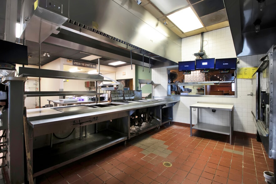 More Photos Of 1152 Tamiami Trl, Port Charlotte Restaurant For Sale