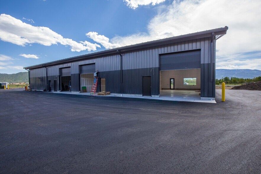 More Photos Of 856 Elkhorn Drive Lot #1 of Alpine Business park, Alpine Warehouse For Sale