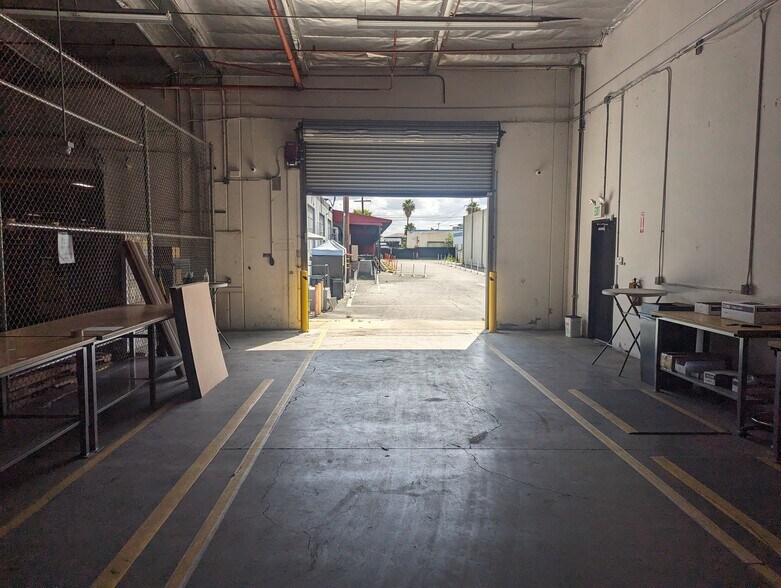 More Photos Of 3019 Vail Ave, Commerce Manufacturing For Sale