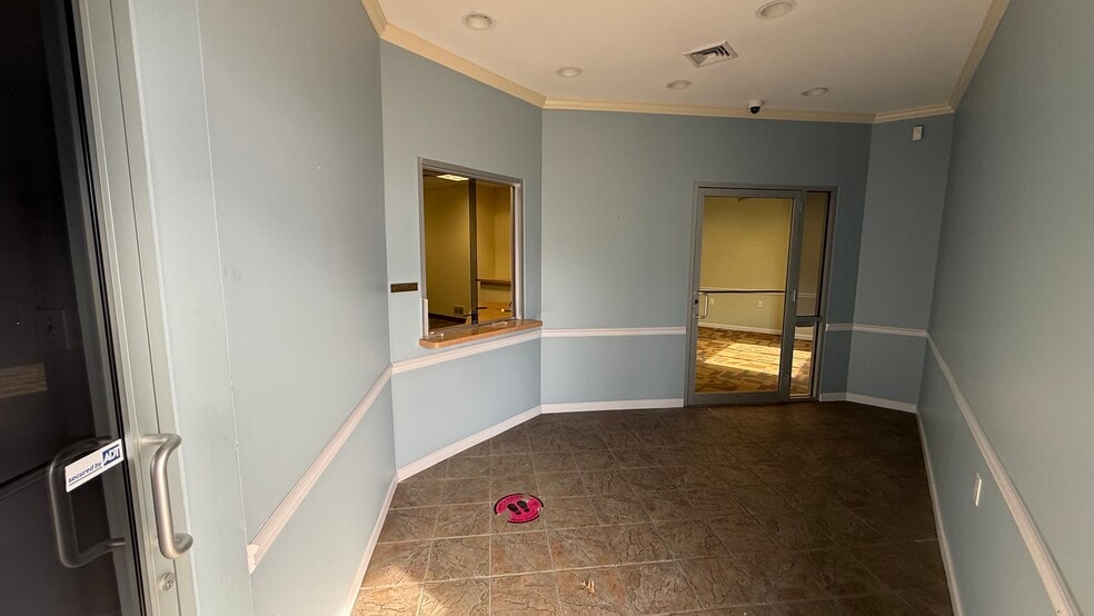 More Photos Of 4379 Easton Ave, Bethlehem Medical For Lease