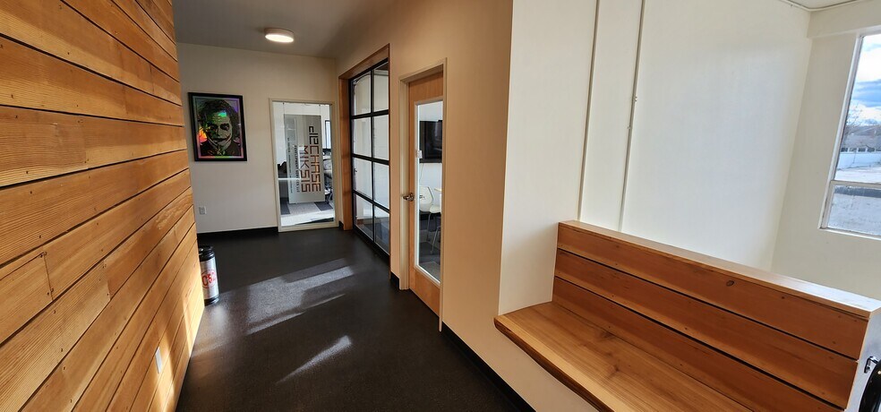 More Photos Of 1249 Willamette St, Eugene Office For Lease