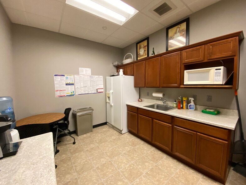 More Photos Of 5586-5588 Longley Ln, Reno Medical For Sale