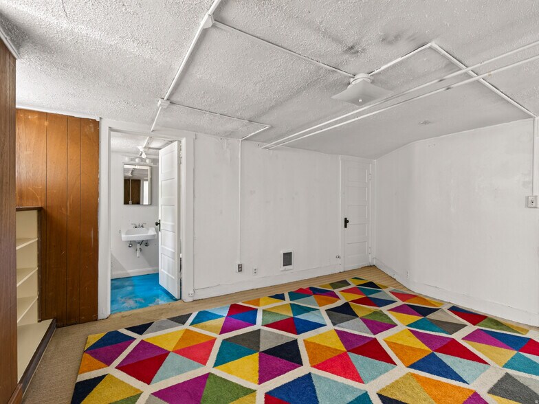 More Photos Of 457 E 100 S, Provo Apartments For Sale