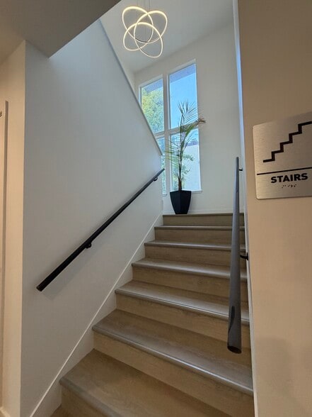 More Photos Of 19830 Lake Chabot Rd, Castro Valley Medical For Lease