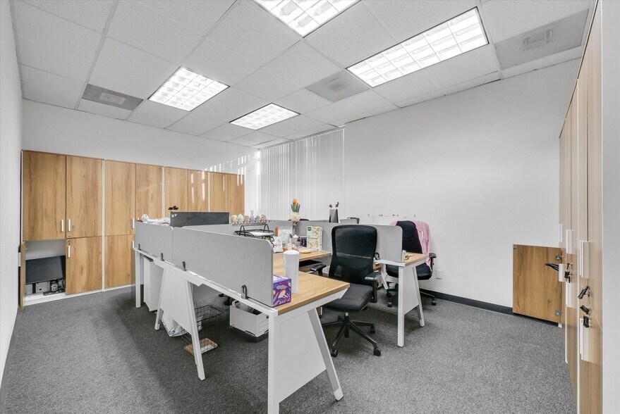 More Photos Of 3501 Hart Ave, Rosemead Office For Lease