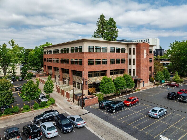 More Photos Of 360 E 10th Ave, Eugene Office For Sale