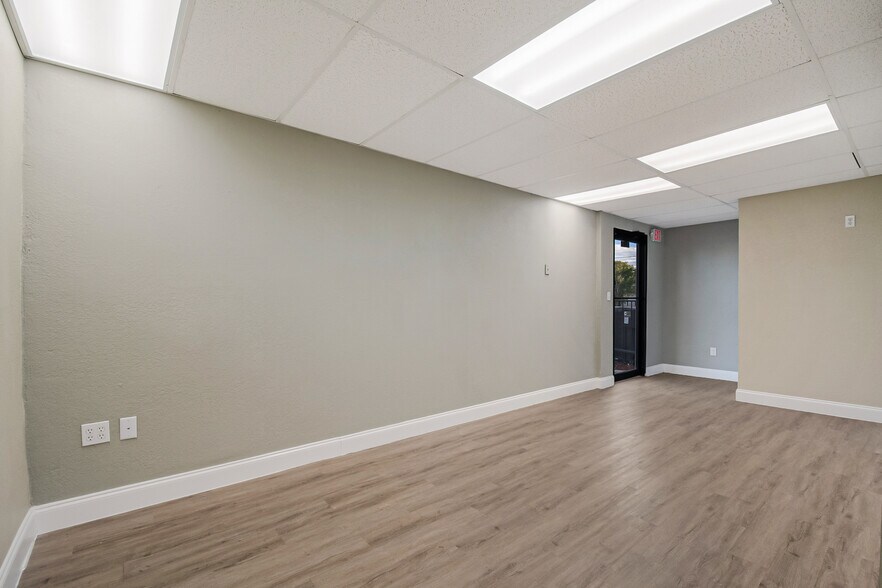 More Photos Of 440 Plumosa Ave, Casselberry Warehouse For Lease