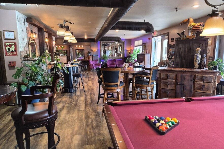 More Photos Of 2379 AZ-260 Hwy, Overgaard General Retail For Sale